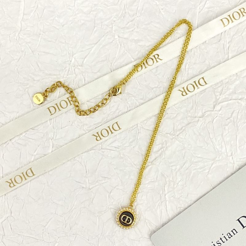 chr1st1an D10r necklaces